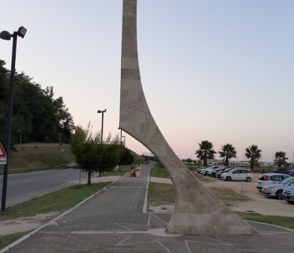 Monumento "il Sogno" Termoli